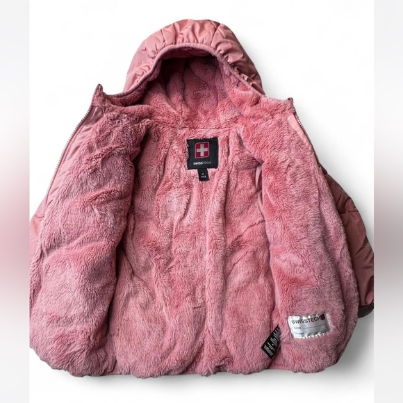 Swiss Tech Plush Pink Puffer Jacket - Picture 3 of 6